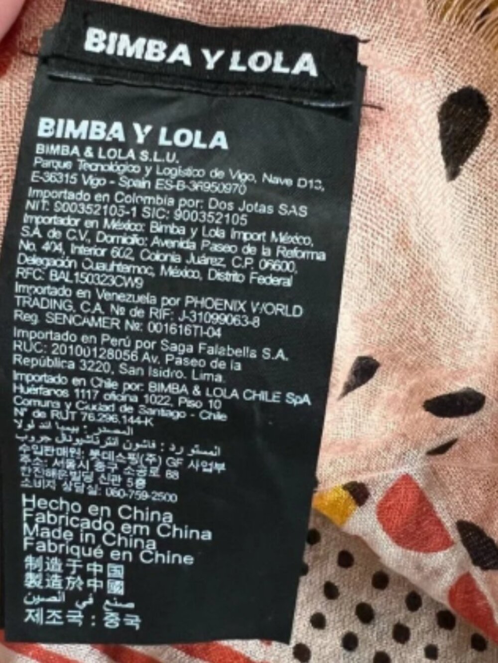 Bimba y Lola Dinosaur Large 55”/53” Scarf Wrap Sarong - Picture 4 of 7